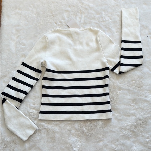 NWT Small Stretchy Striped Black and Off-White Women's Long Sleeve Shirt - Picture 6 of 10